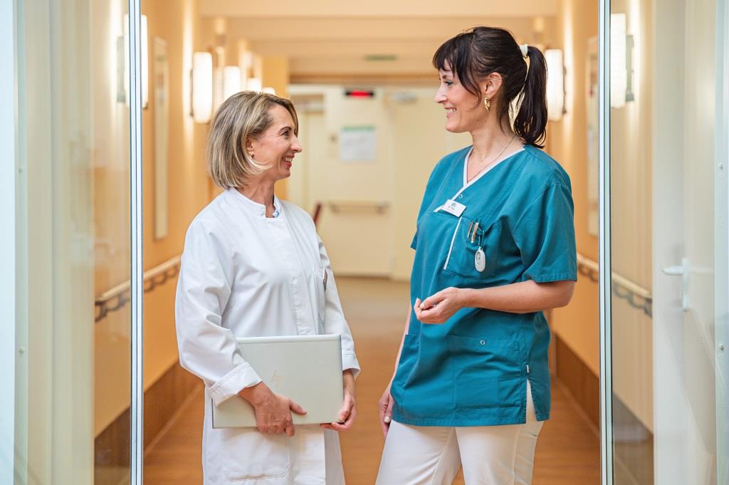 Tanja Tiller und Elena Koch Caspar Heinrich Klinik